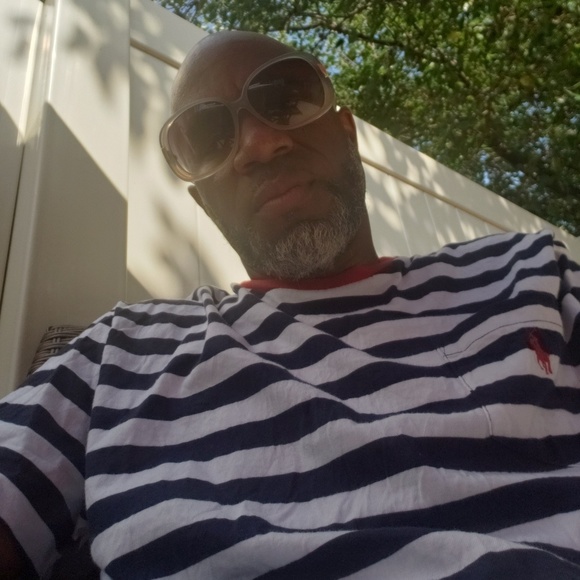 Meet your Posher, Jerome - Picture 1 of 6